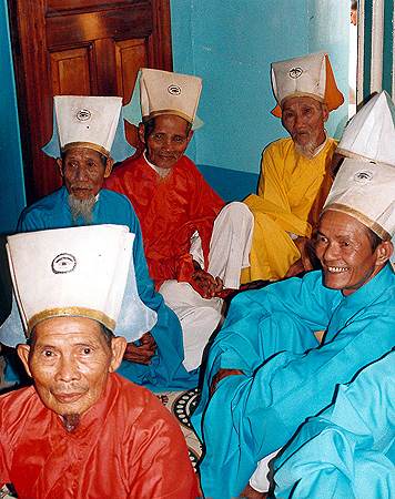 Cau Dai 320.jpg (39703 bytes)